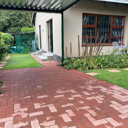 Apartamento Garden And Park Leisure On Tugela Benoni Exterior foto
